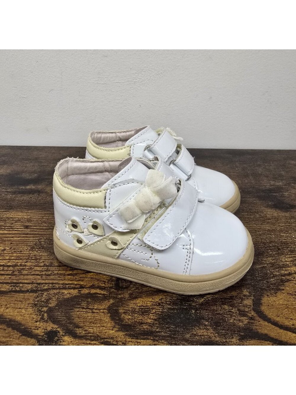 Rainbow Baby Patent Leather Shoes Toddler Girls Size 5 White Hearts Bow
